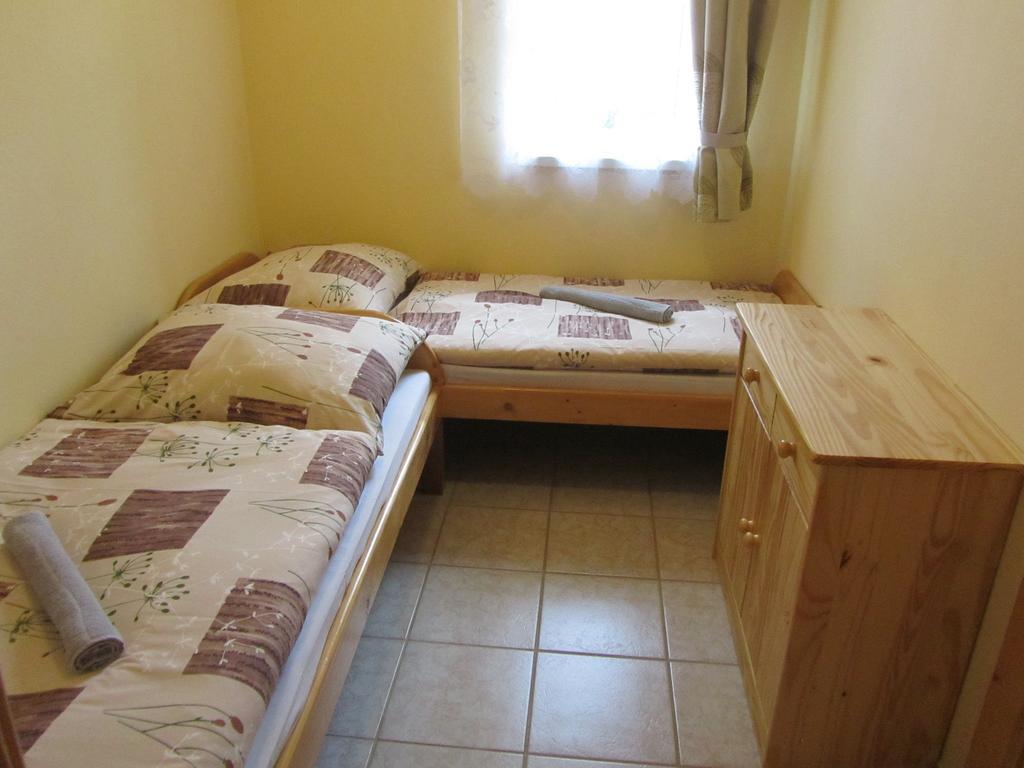 Vila Horal Liptovsky Mikulas Ruang foto
